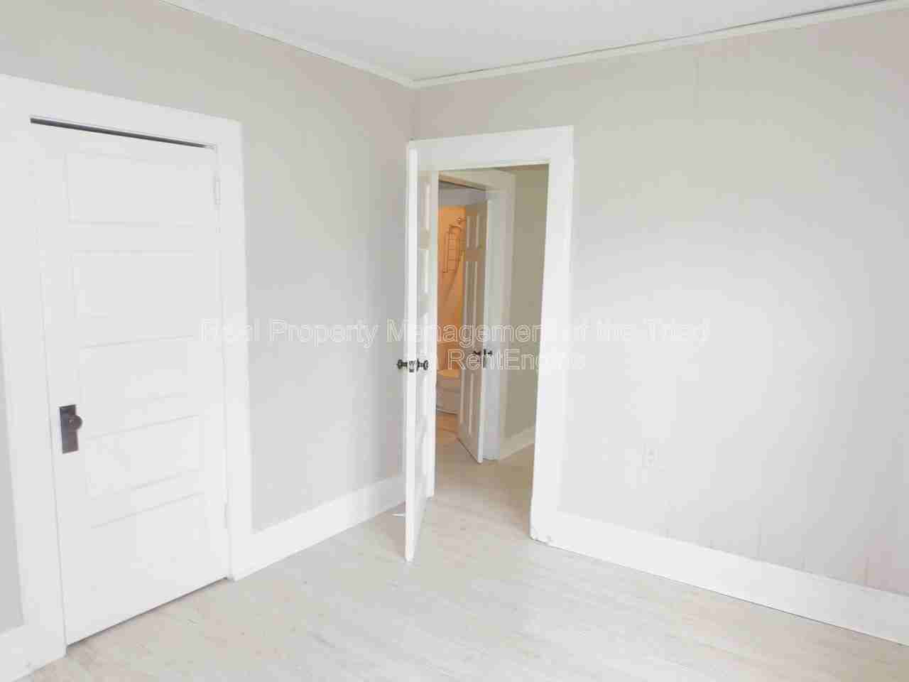 1217 Pearson Pl - Photo 7 of 23