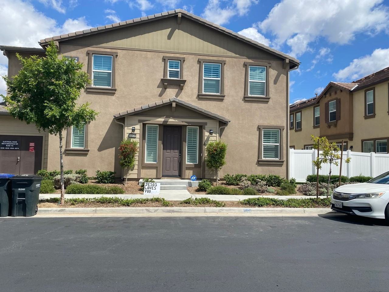 40578 Birchfield Dr - Photo 2 of 24