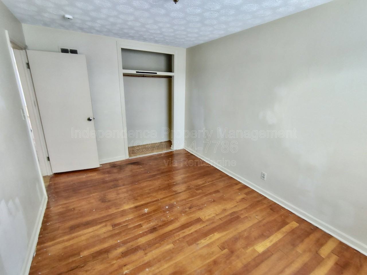 4278 Catalpa Dr #4 - Photo 7 of 10