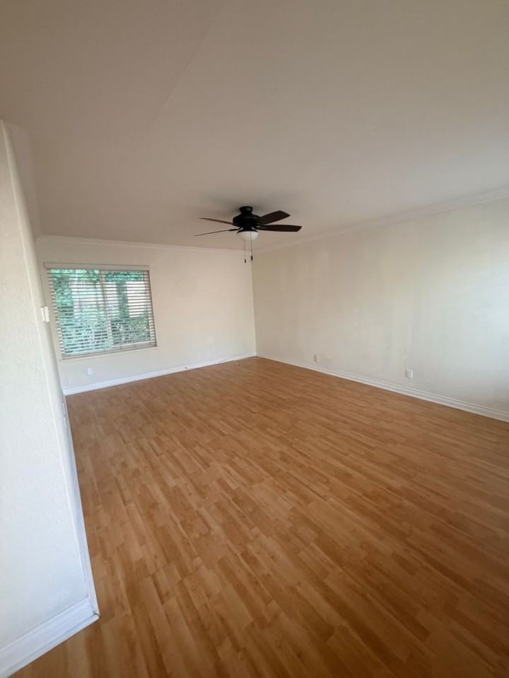 5648 E Vista Del Cerro - Photo 5 of 13