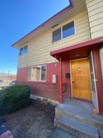 featured image of 300 W 4th St