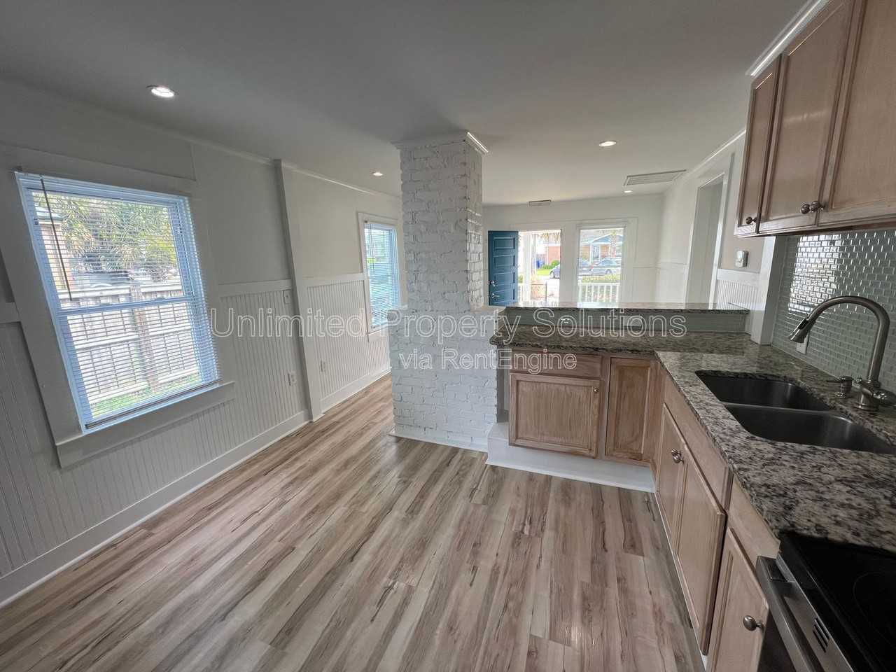 204 Cape Fear Blvd - Photo 7 of 19