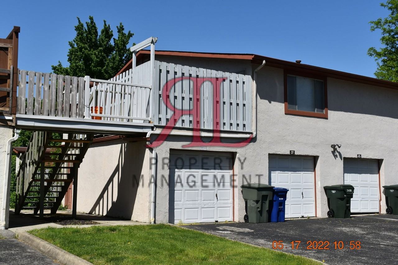 2501 Burgandy Ln - Photo 5 of 41