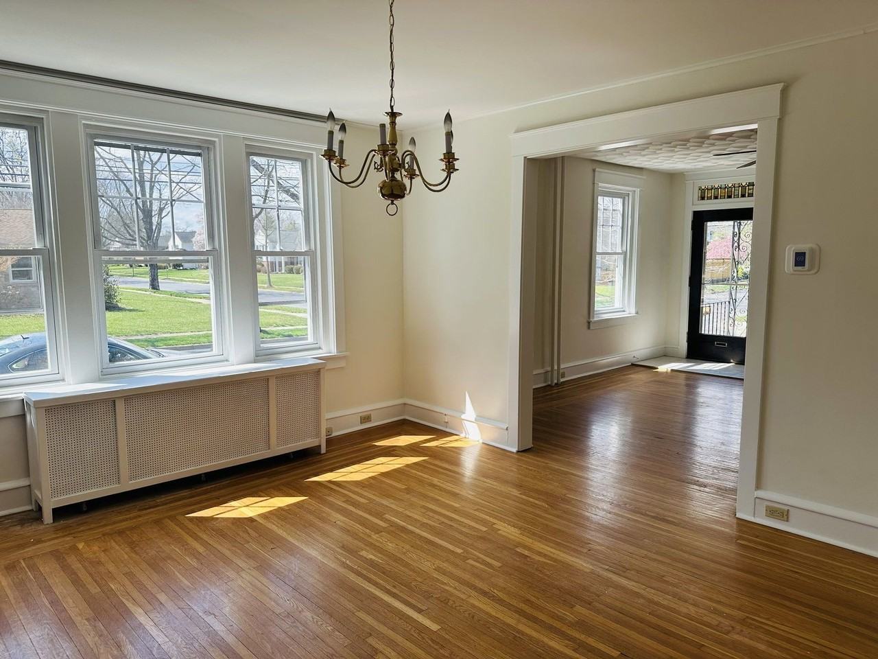 1258 Girard Ave - Photo 5 of 24