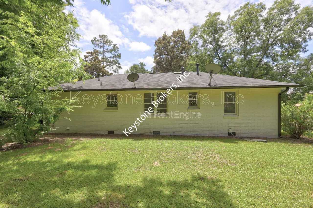 4069 Blair Ct - Photo 2 of 6