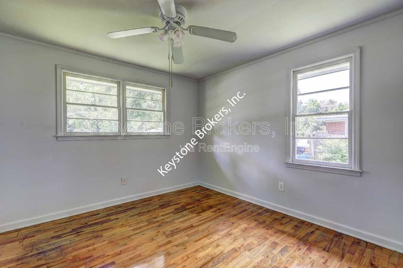 4069 Blair Ct - Photo 5 of 6