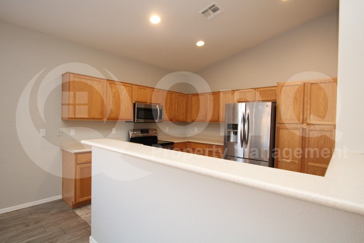 4836 E Thunderbird Dr - Photo 2 of 20