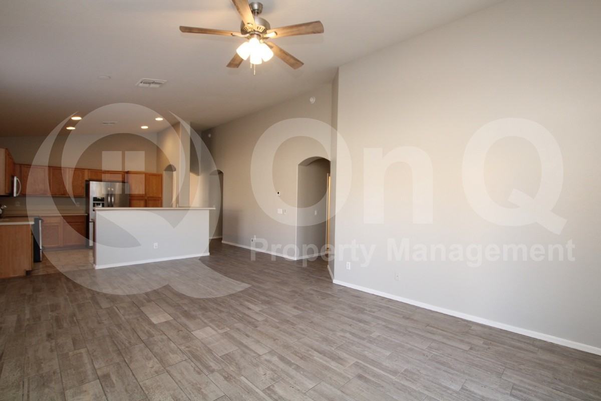 4836 E Thunderbird Dr - Photo 3 of 20