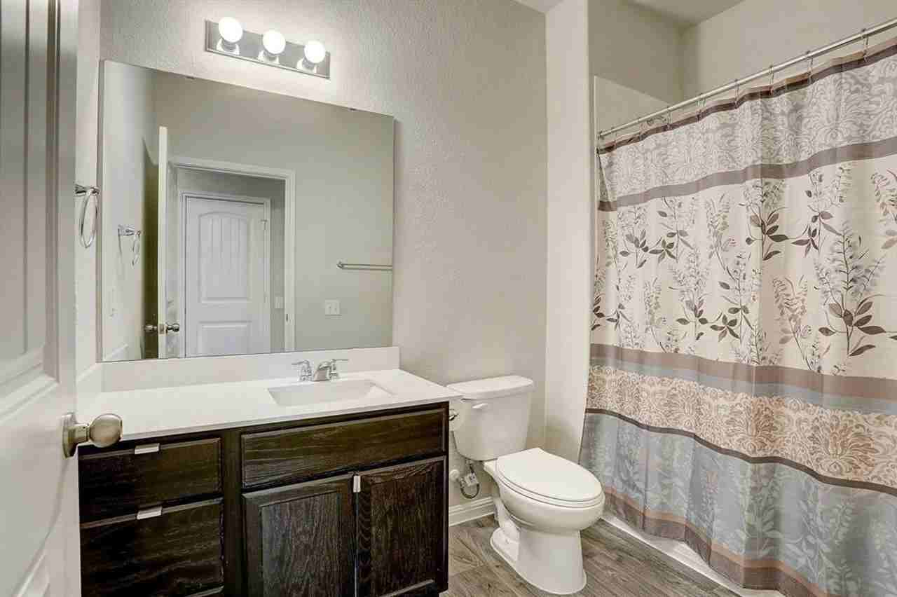 14218 Handel Dr #8B - Photo 7 of 10