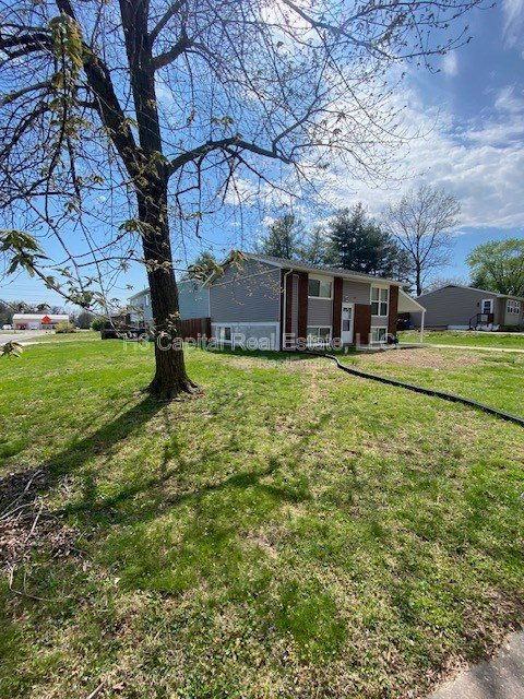 217 Camelford Dr - Photo 2 of 33