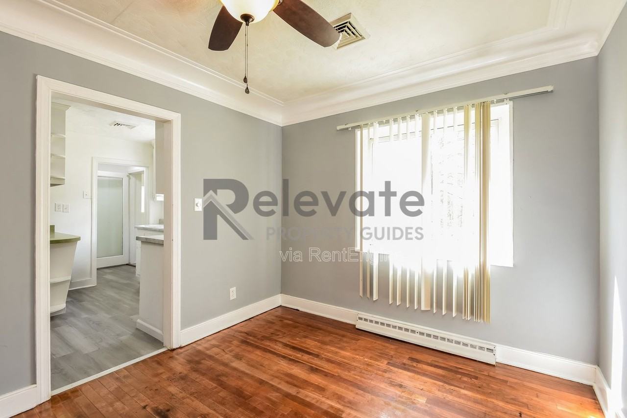 4211 Wayside Rd - Photo 7 of 23