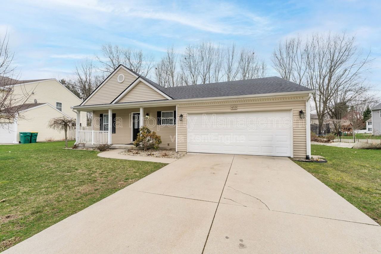 4715 Marcel Ave - Photo 2 of 34