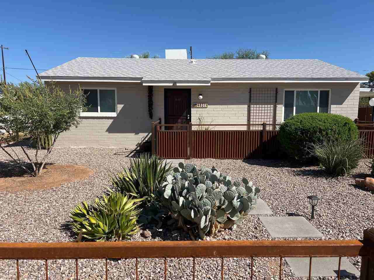 4831 E Hampton St - Photo 3 of 32