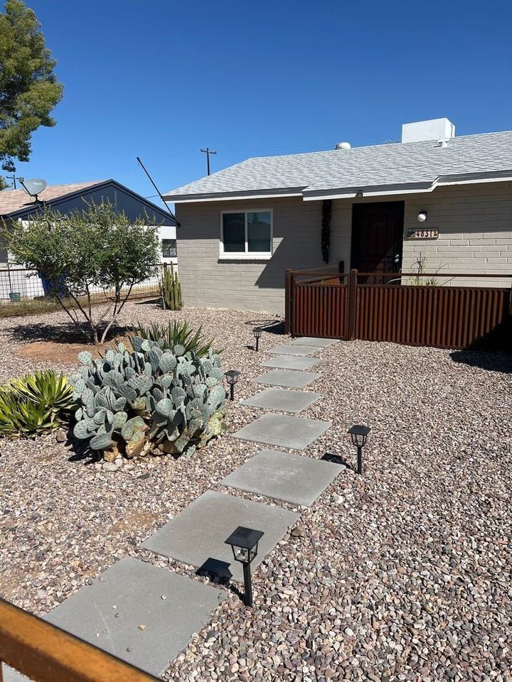 4831 E Hampton St - Photo 4 of 32