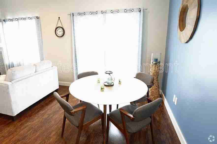 115 Valor Dr #4 - Photo 4 of 50