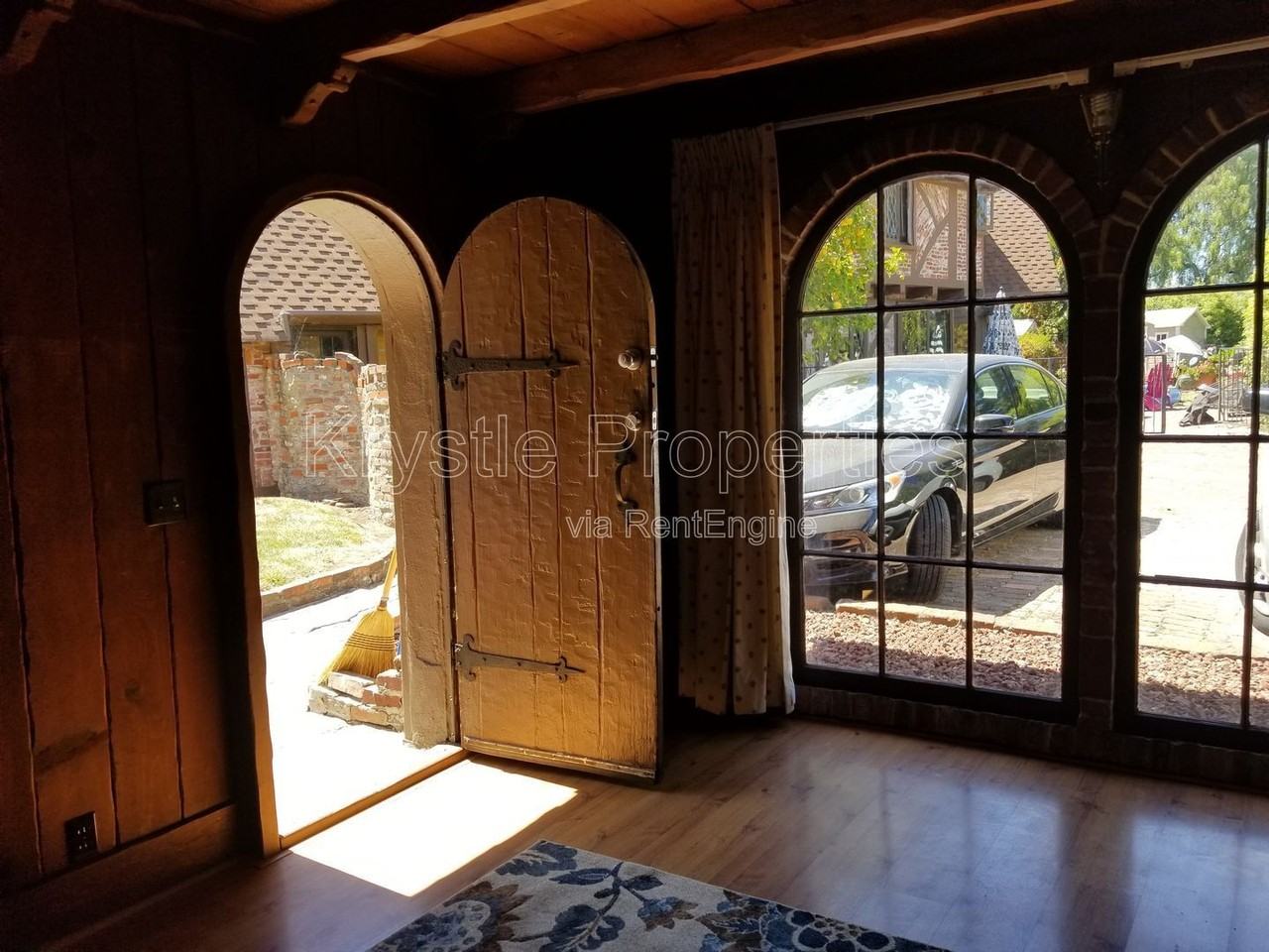 50 Winslow Ave #B - Photo 4 of 12