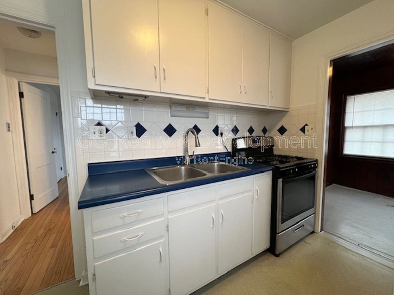 20 N 5th Ave #C - Photo 5 of 17