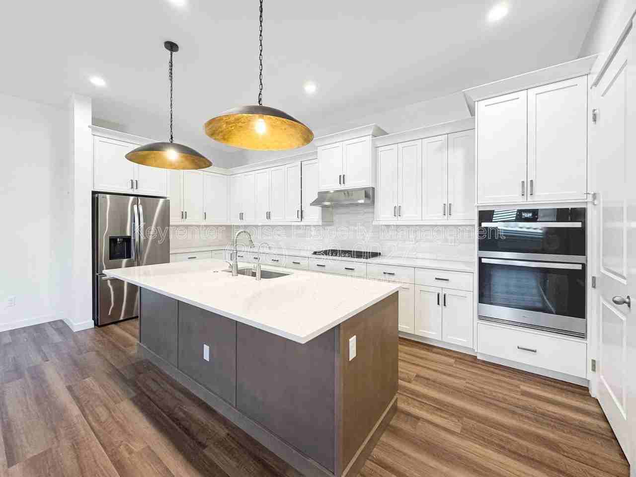 2197 N Leatherwood Ave - Photo 7 of 25