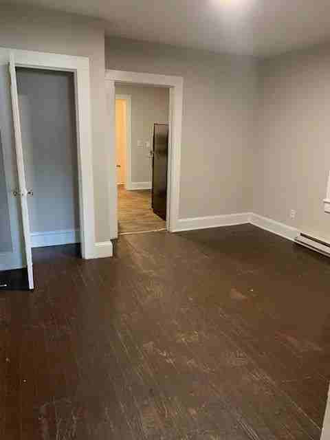 209 Nash St - Photo 4 of 13