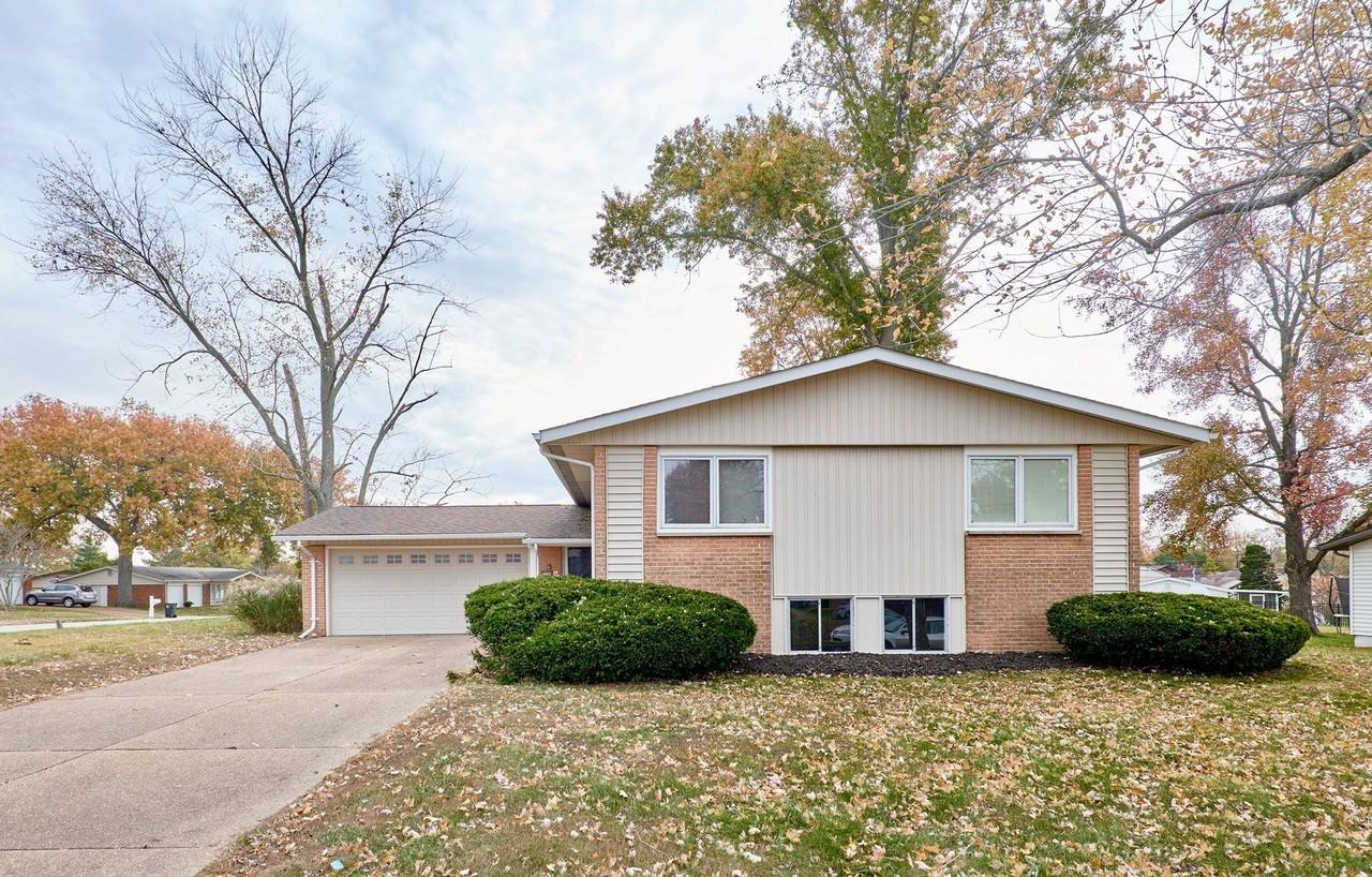 5134 Red Cedar Ct - Photo 4 of 36