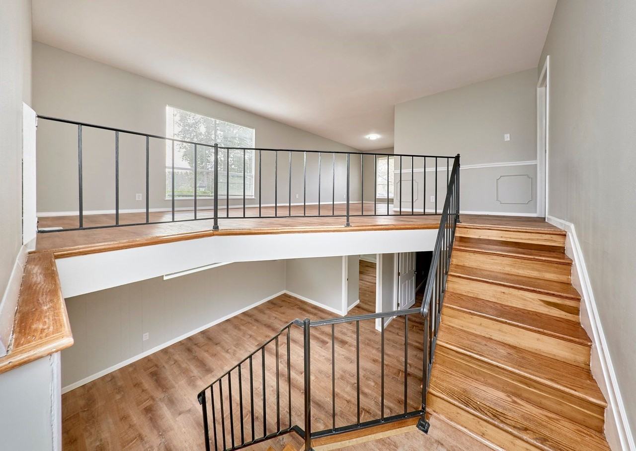 5134 Red Cedar Ct - Photo 6 of 36