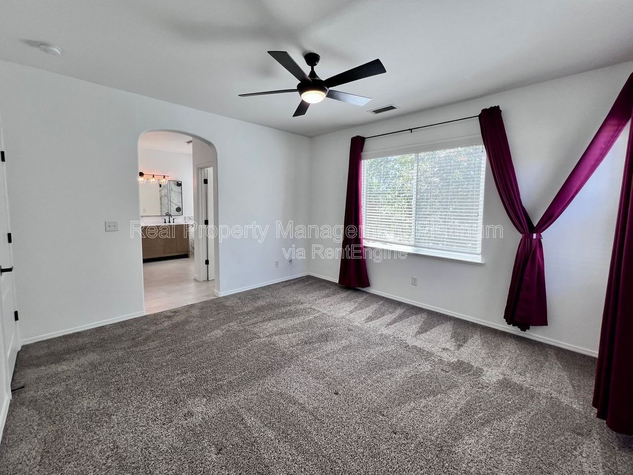 1766 Glen Oban Ln - Photo 4 of 27