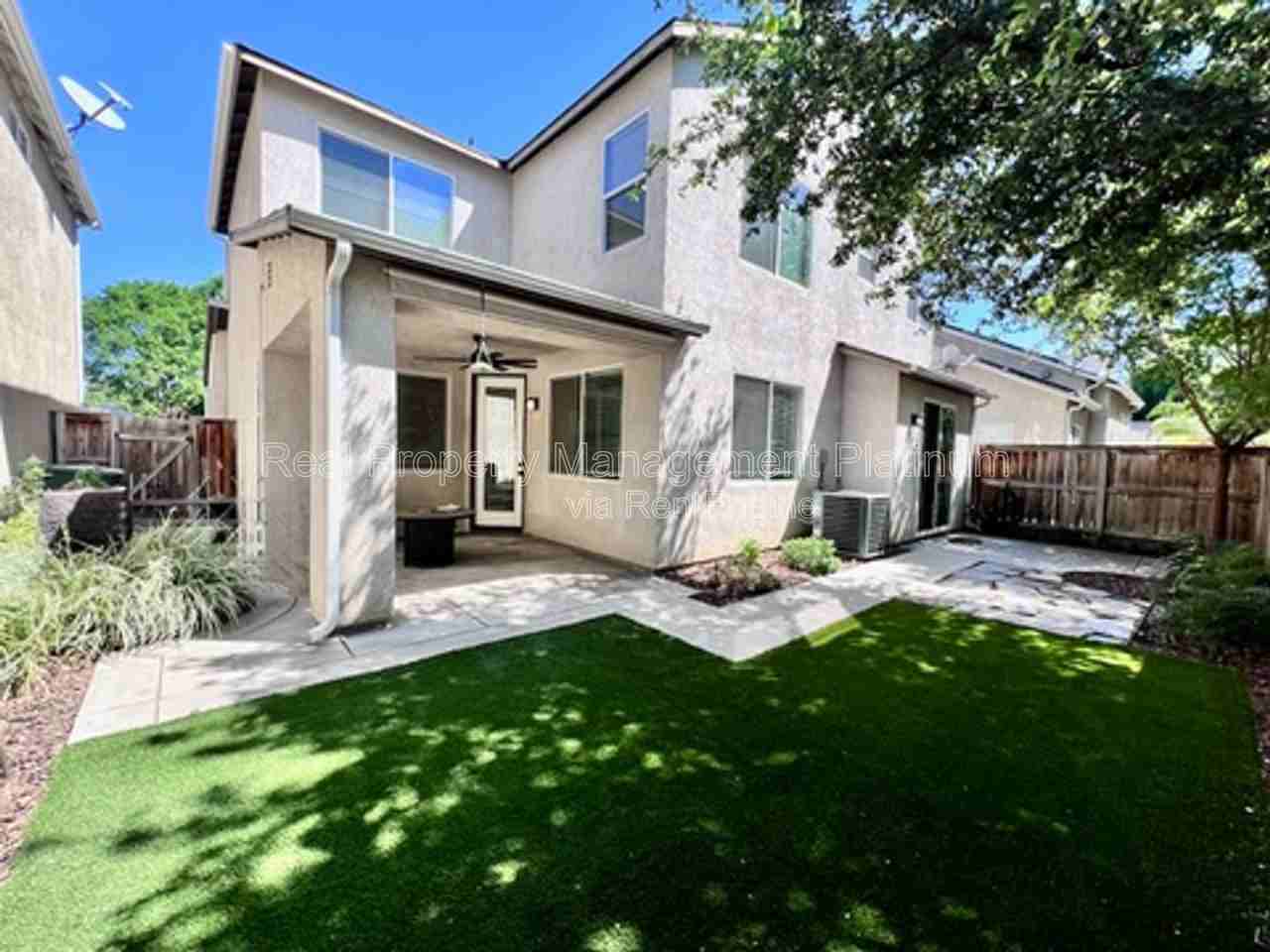 1766 Glen Oban Ln - Photo 7 of 27