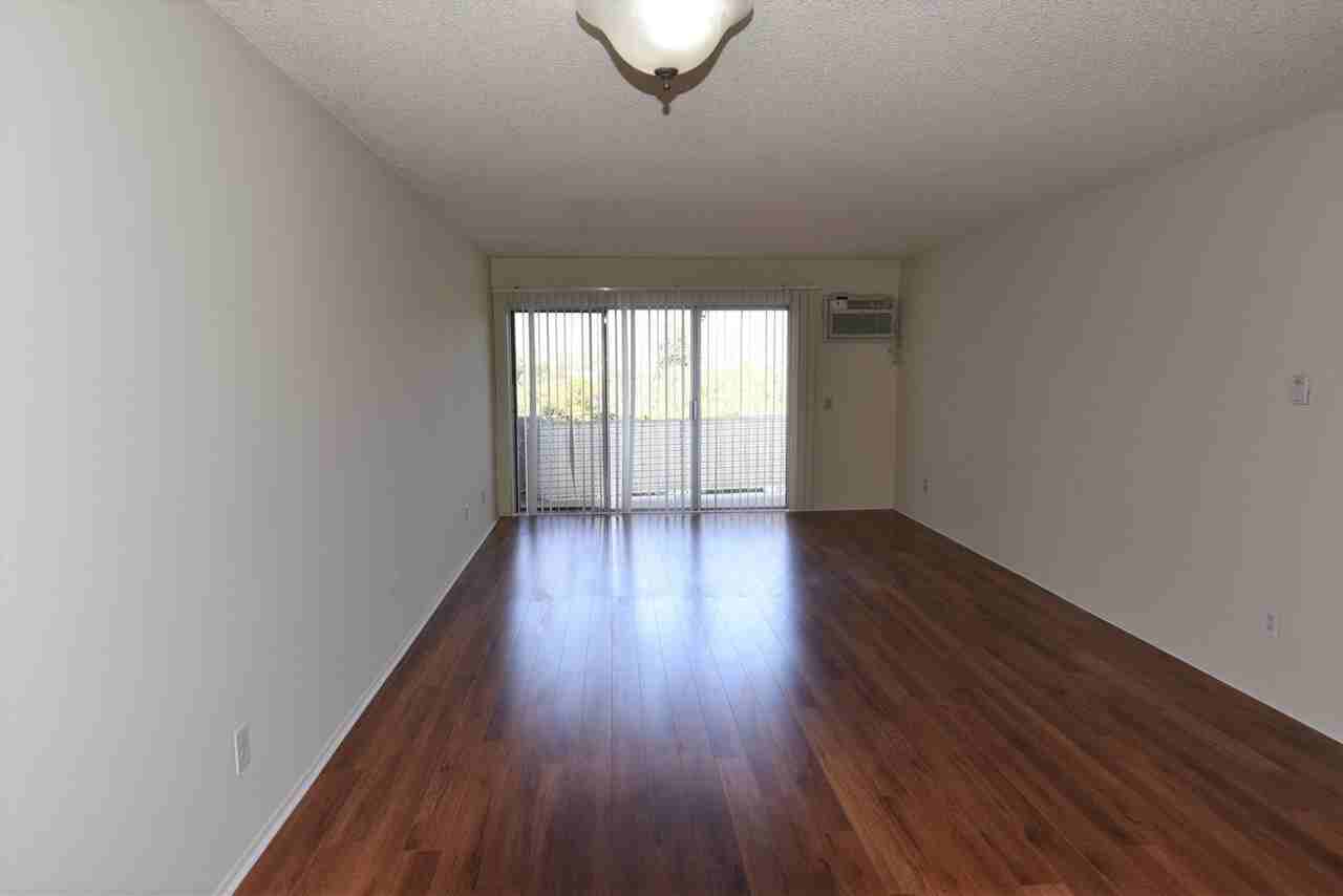 518 E. CYPRESS - Photo 2 of 13