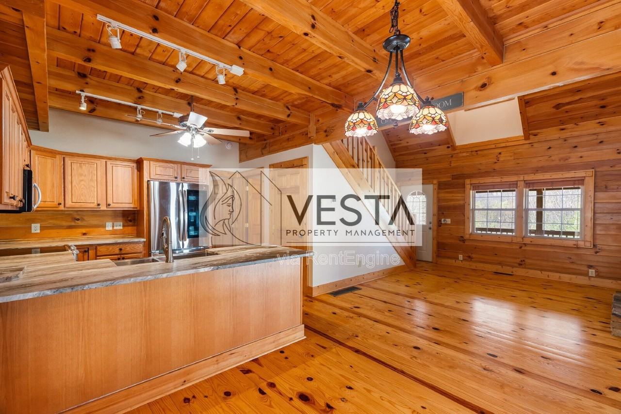 131 Tanner Trl - Photo 2 of 50