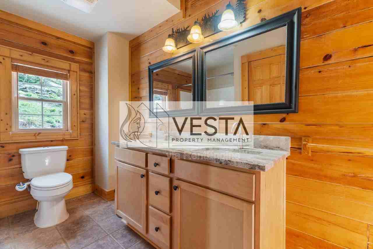 131 Tanner Trl - Photo 4 of 50