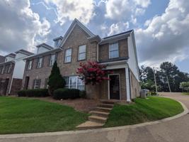 featured image of 200 Shelley Cv