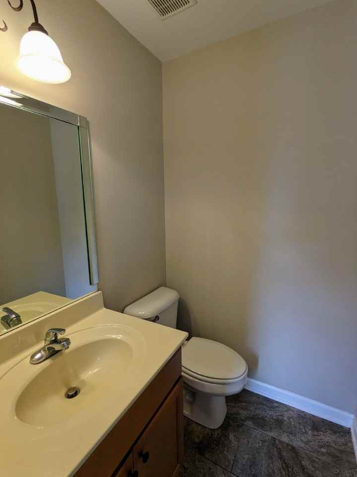 200 Shelley Cv - Photo 5 of 22