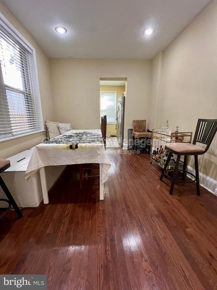 2441 S Philip St - Photo 7 of 22