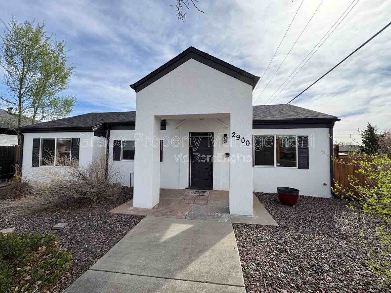 2900 Pontiac St - Photo 2 of 23