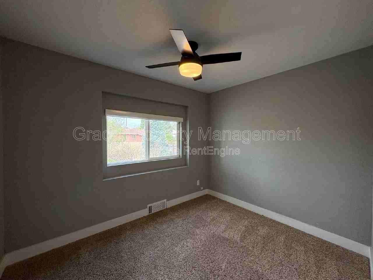 2900 Pontiac St - Photo 7 of 23