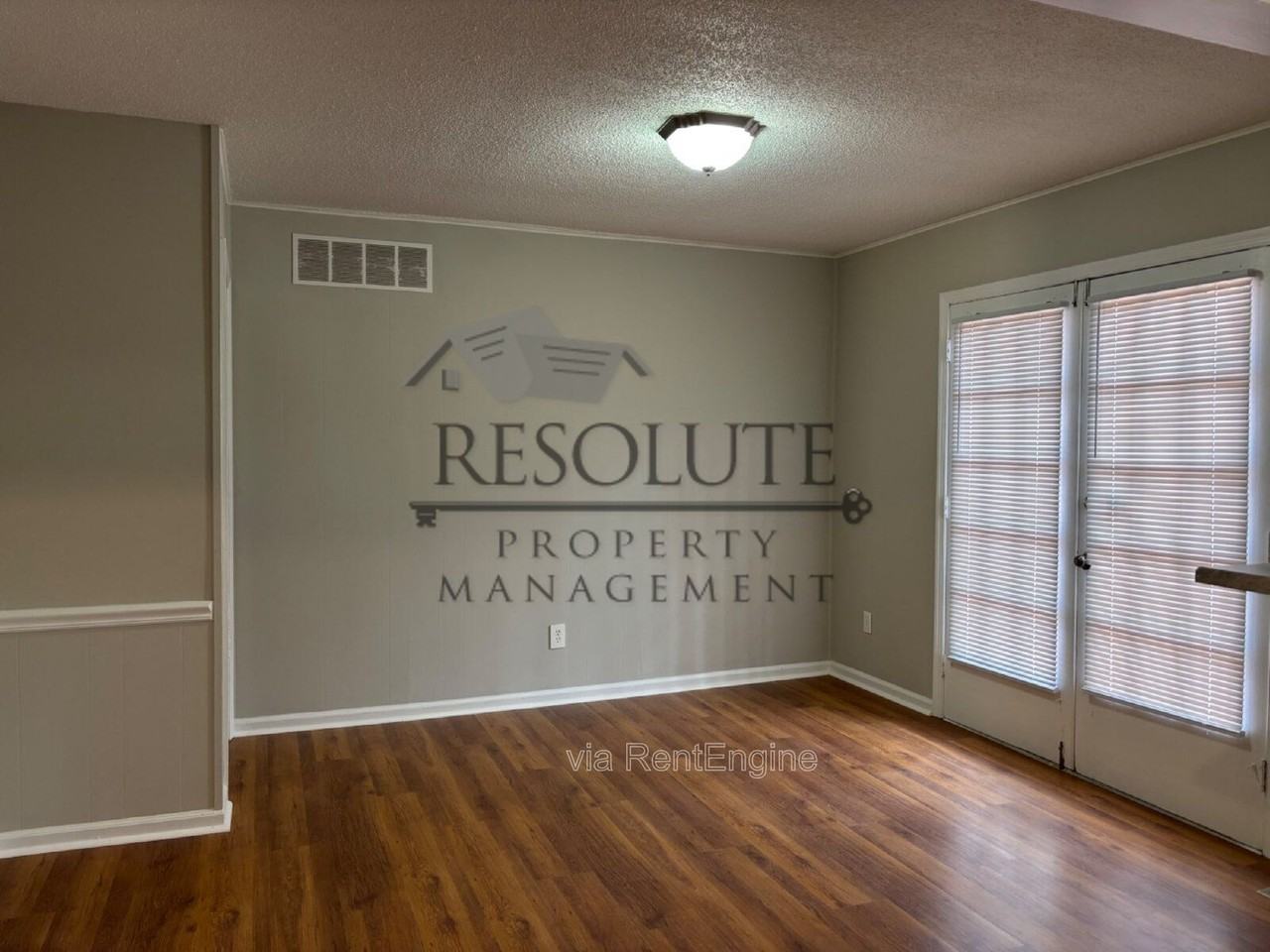 5920 Crepe Myrtle Ct - Photo 6 of 12