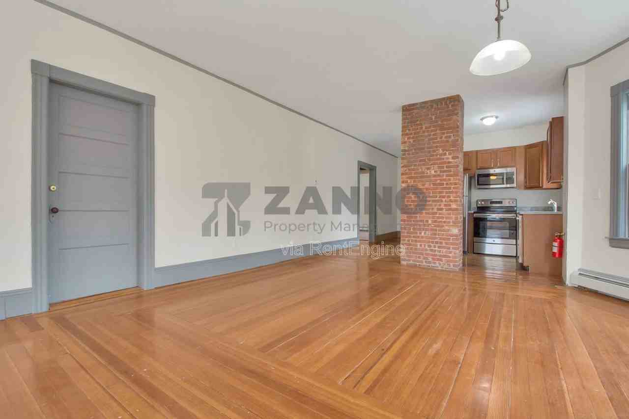 19 Arnold St #1 - Photo 5 of 23