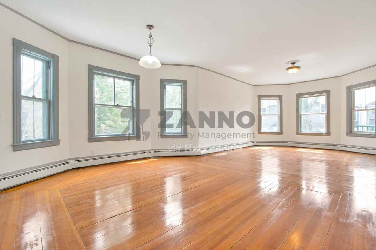 19 Arnold St #1 - Photo 7 of 23