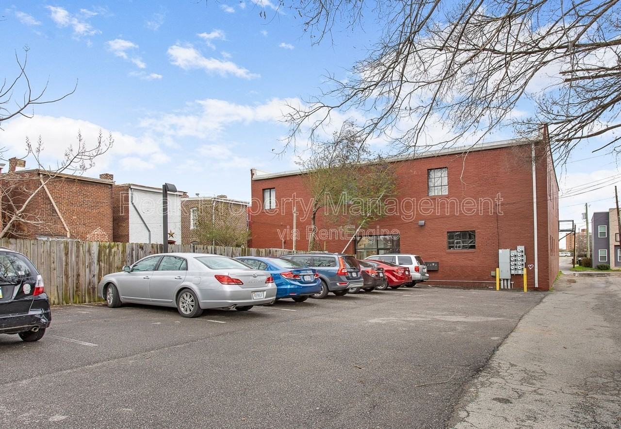 7 E Jackson St #202 - Photo 4 of 48