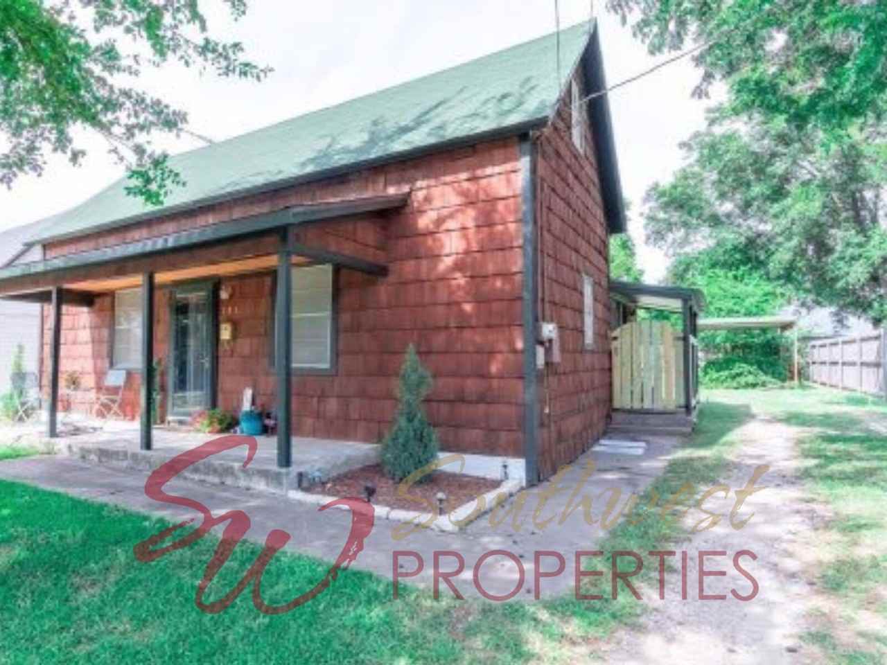 785 N Belknap St - Photo 2 of 10