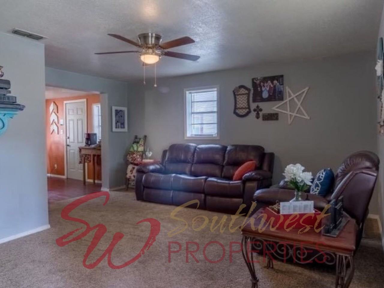 785 N Belknap St - Photo 4 of 10