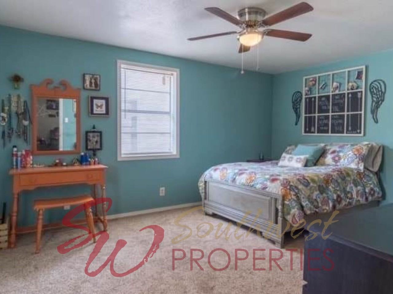 785 N Belknap St - Photo 7 of 10