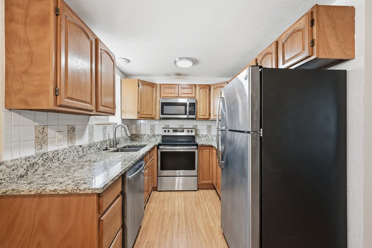 8060 W 9th Ave - Photo 6 of 27