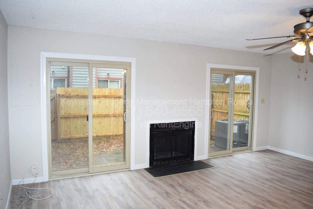 1412 Woodscape Ln - Photo 7 of 38