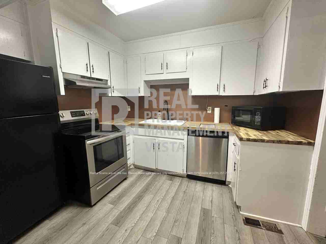 346 E Main St - Photo 3 of 11