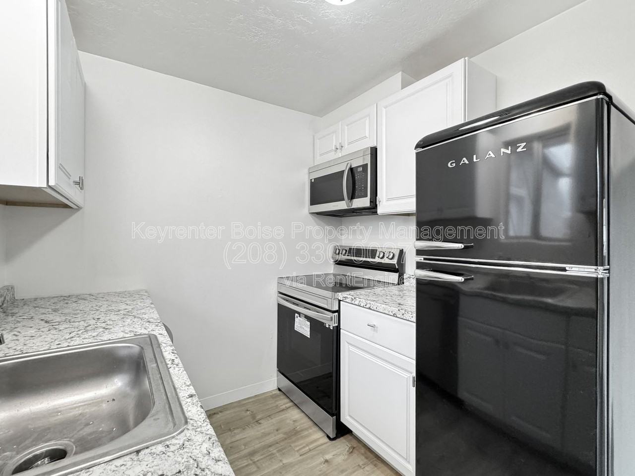 4813 W Targee St - Photo 6 of 15