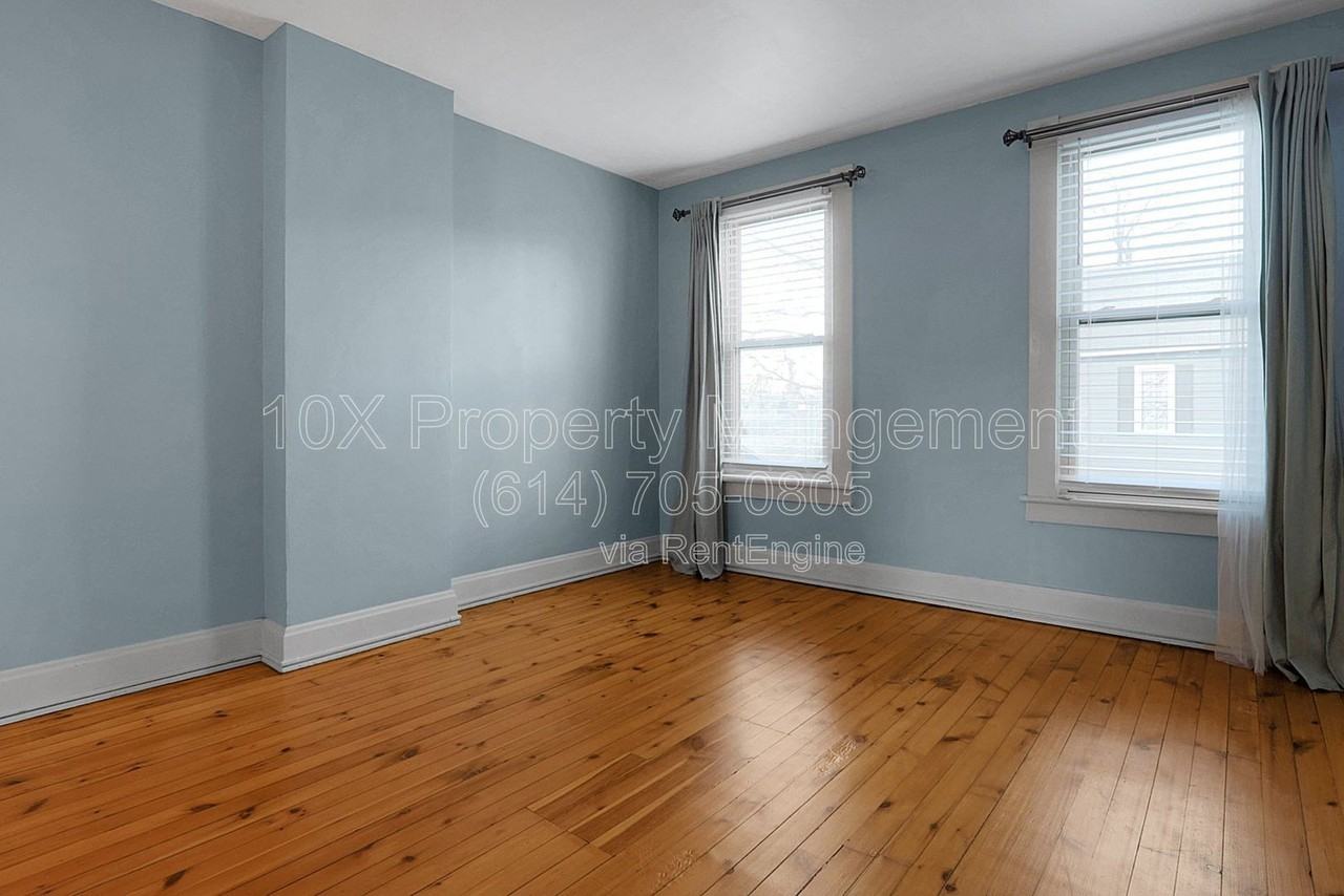 317 E Kossuth St - Photo 7 of 28