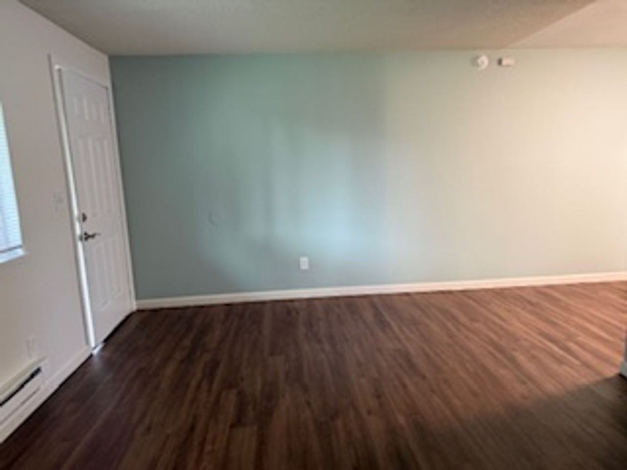 Cedar Pointe Apartments - Photo 2 of 3