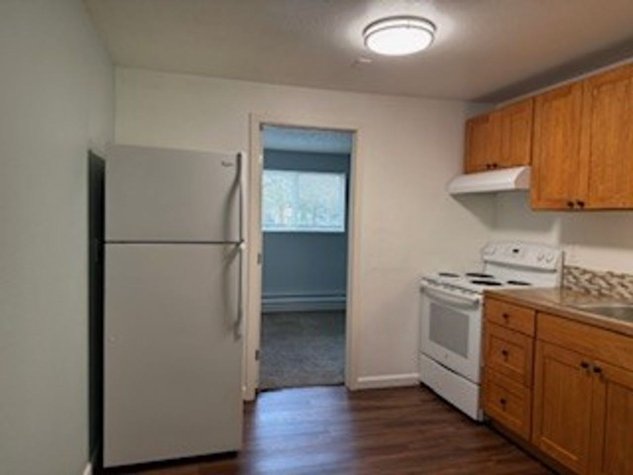 Cedar Pointe Apartments - Photo 3 of 3