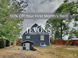 featured image of 630 N Skyline Dr